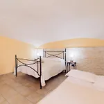La Casa Di Plinio Oda ve Kahvaltı 3*