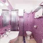 La Casa Di Plinio Oda ve Kahvaltı 3*