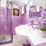 La Casa Di Plinio Oda ve Kahvaltı 3*