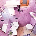 La Casa Di Plinio Oda ve Kahvaltı 3*