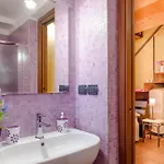 La Casa Di Plinio Oda ve Kahvaltı 3*