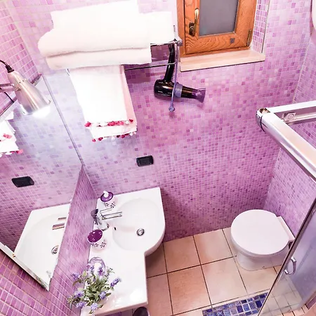 La Casa Di Plinio Bed & Breakfast 4*