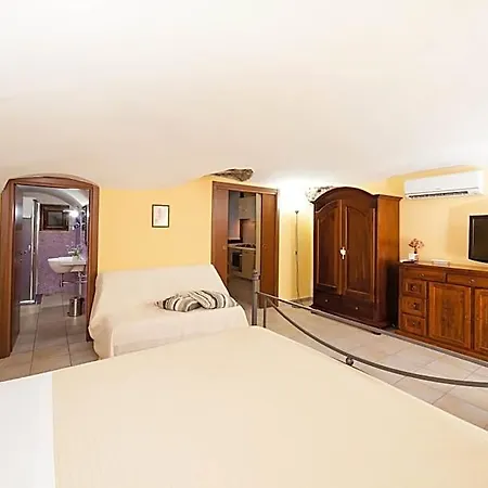 La Casa Di Plinio 3* 폼페이