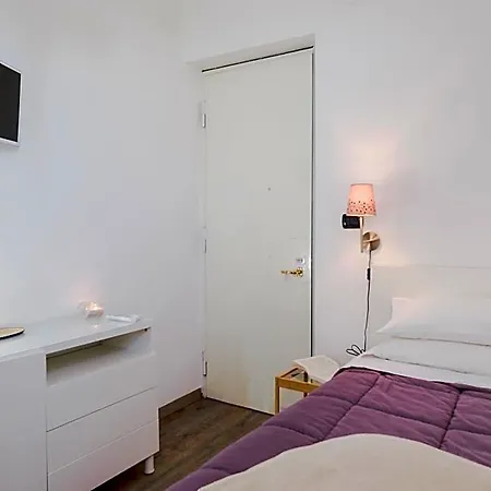 La Casa Di Plinio فندق مبيت وإفطار