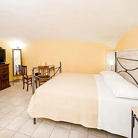 B&B La Casa Di Plinio 3*