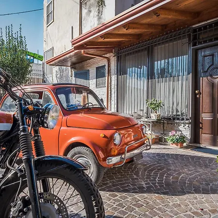 La Casa Di Plinio فندق مبيت وإفطار بومبيي