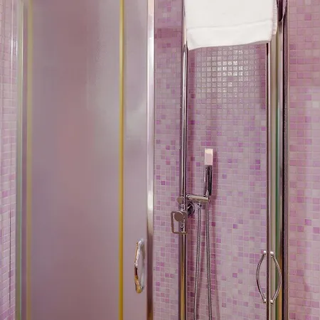 La Casa Di Plinio Bed & Breakfast 4*